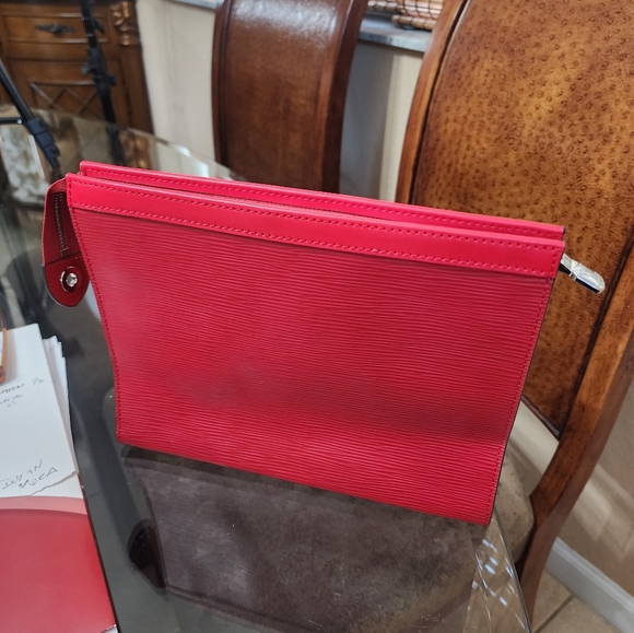 Suprime lv clutch - Picture 7 of 8